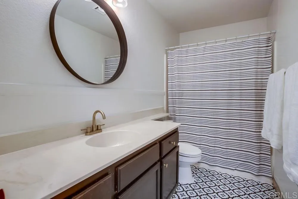 https://cdn.realtyfeed.com/cdn/127/306551730/badfb53606a42f823d03bad0029170eb.webp