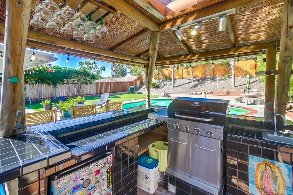 https://cdn.realtyfeed.com/cdn/127/306551730/c100c997017e78fa4ee87d934b29cf22.webp