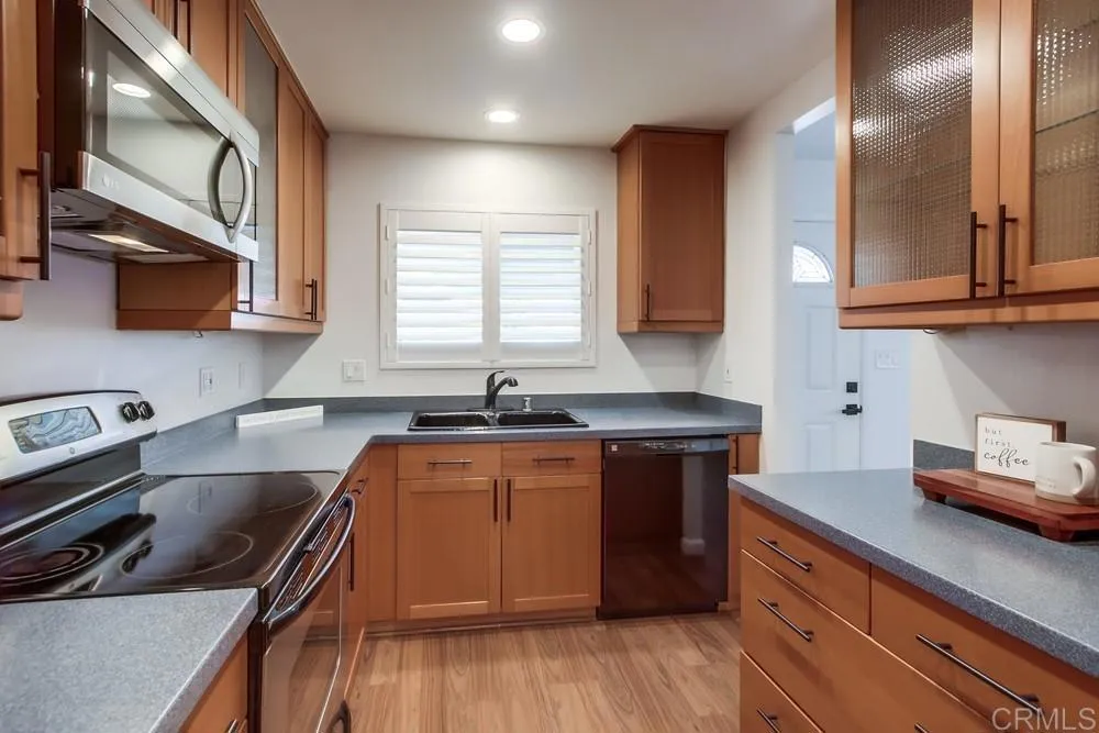 https://cdn.realtyfeed.com/cdn/127/306551749/1be7458f1065963e11533c1d12f022a4.webp