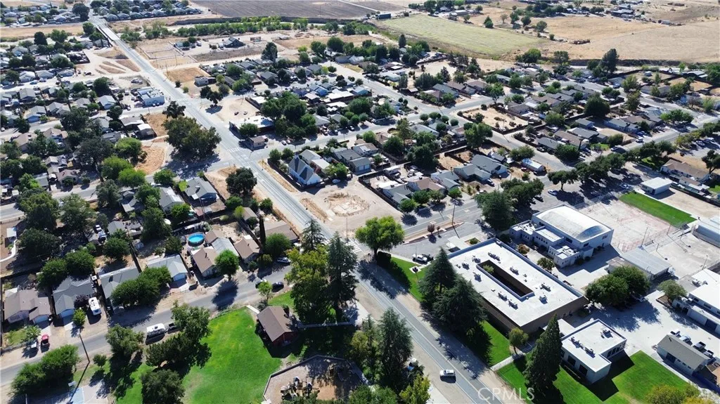 1 Street, Shandon, CA 93461