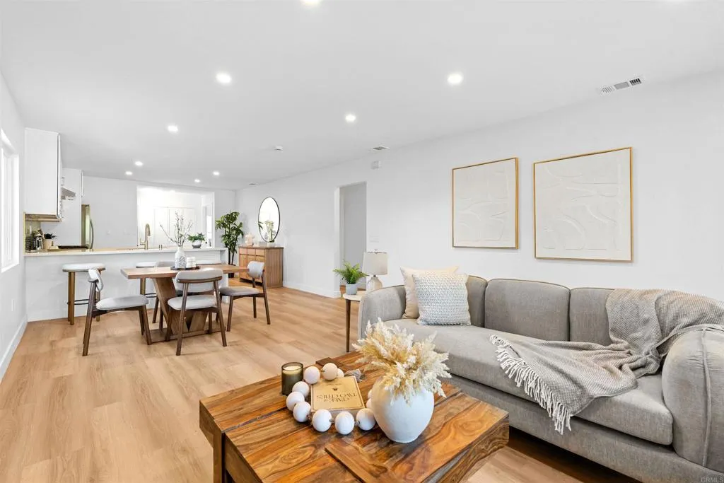 https://cdn.realtyfeed.com/cdn/127/306551798/5a4a6400573c7c31710e3ecaf9f8f95d.webp