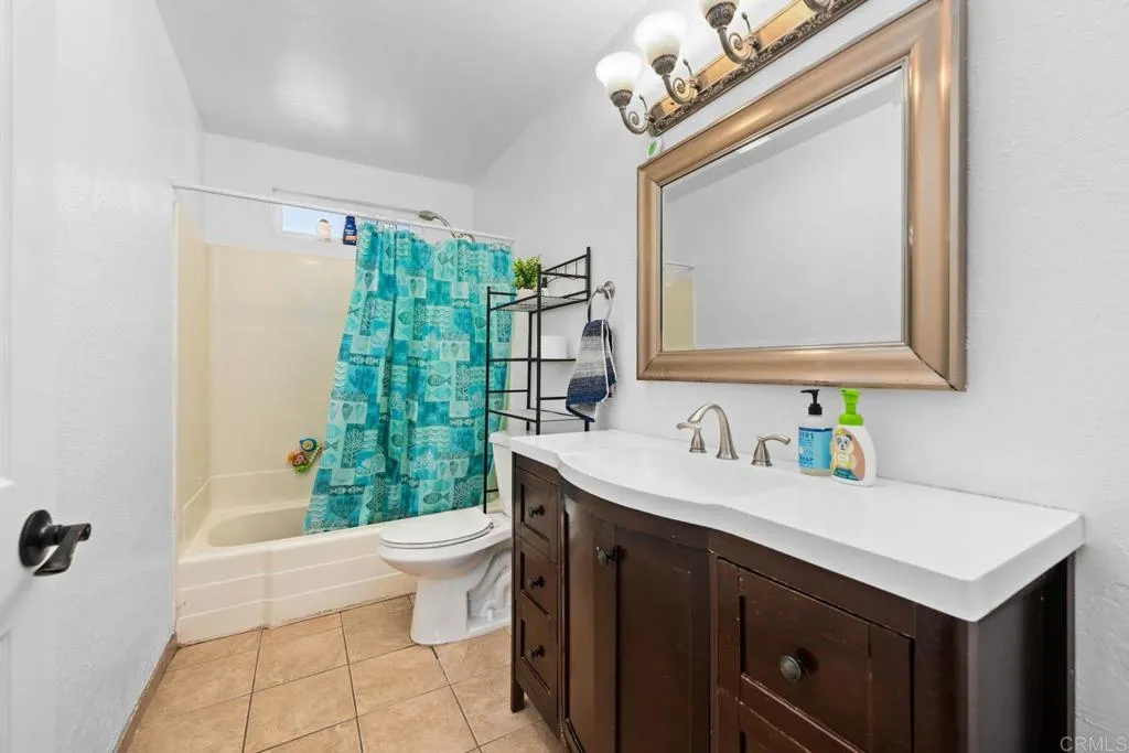 https://cdn.realtyfeed.com/cdn/127/306551976/d19092fa9d3993d92d818545005f34b5.webp