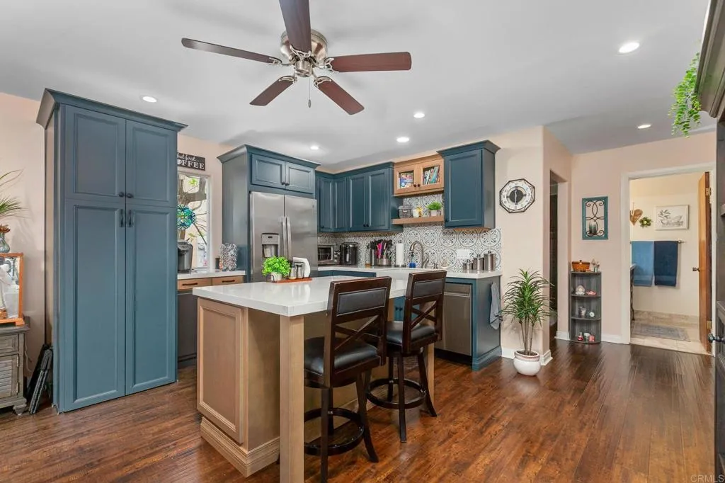 https://cdn.realtyfeed.com/cdn/127/306551980/754b65075f8c767dd12eaa4d0d44e34f.webp