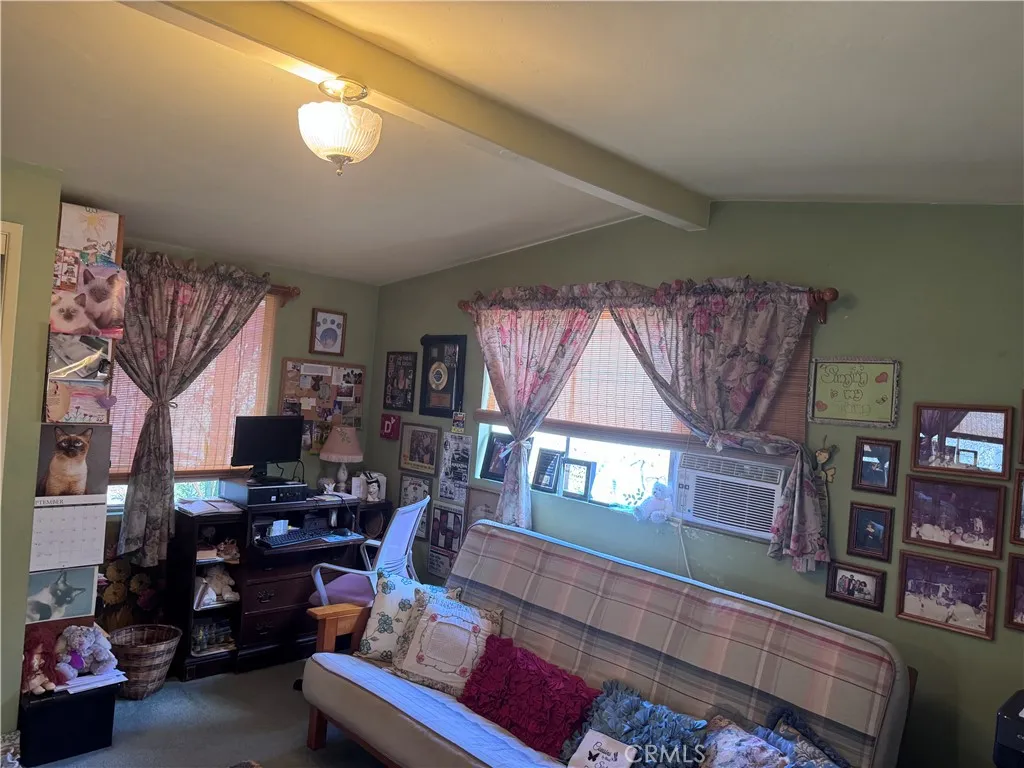 https://cdn.realtyfeed.com/cdn/127/306552004/7c5dd531b8aacd7c79cefec4dfc9d3f4.webp