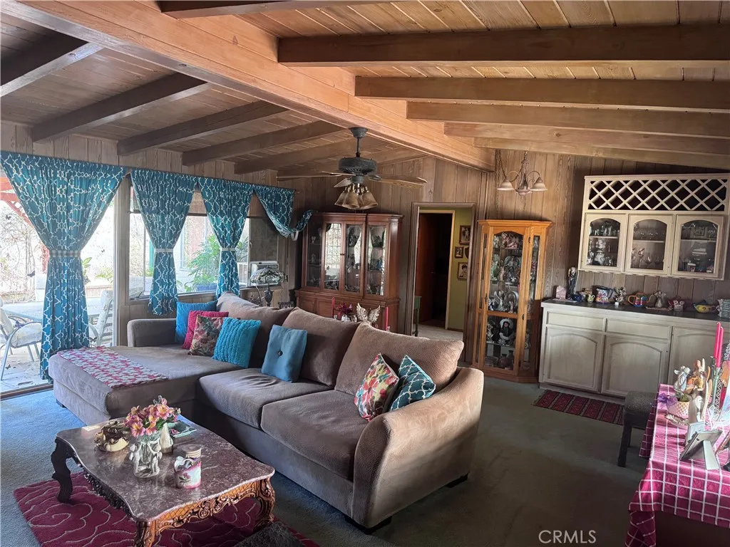https://cdn.realtyfeed.com/cdn/127/306552004/ca0698bc2aa6d630dcacd1b1fe4606e6.webp