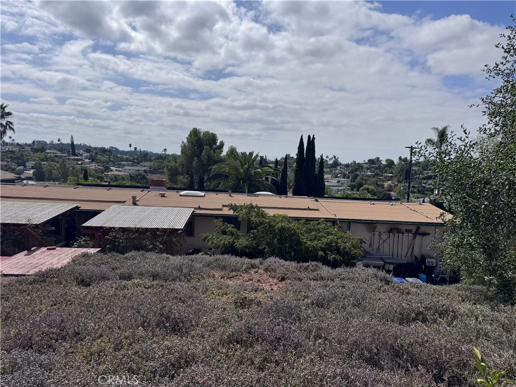 https://cdn.realtyfeed.com/cdn/127/306552004/d36e40c07385bd3e54938b3db9363acd.webp