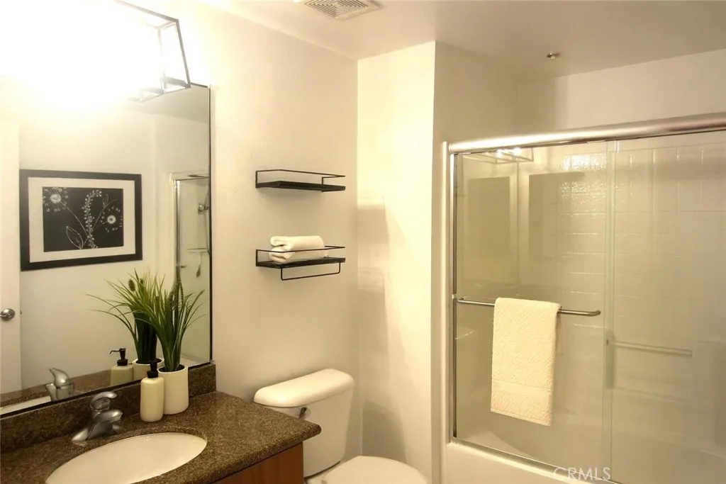 https://cdn.realtyfeed.com/cdn/127/306552080/78c8c28908e8eb20d8d61d2f2709f01b.webp