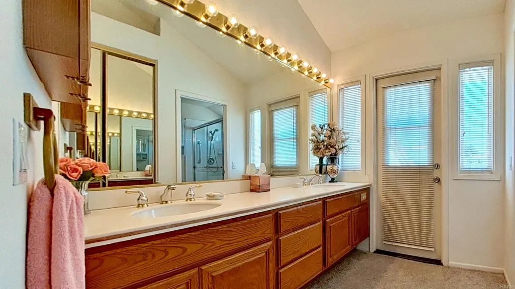 https://cdn.realtyfeed.com/cdn/127/306552081/1c25d98c06998fc7da5920d92df64a58.webp