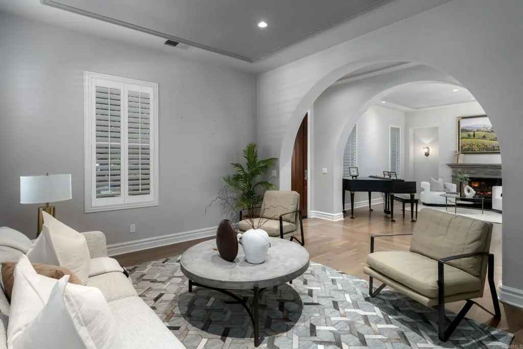 https://cdn.realtyfeed.com/cdn/127/306552260/2243aeb77ab522833f77f2348eef18e4.webp