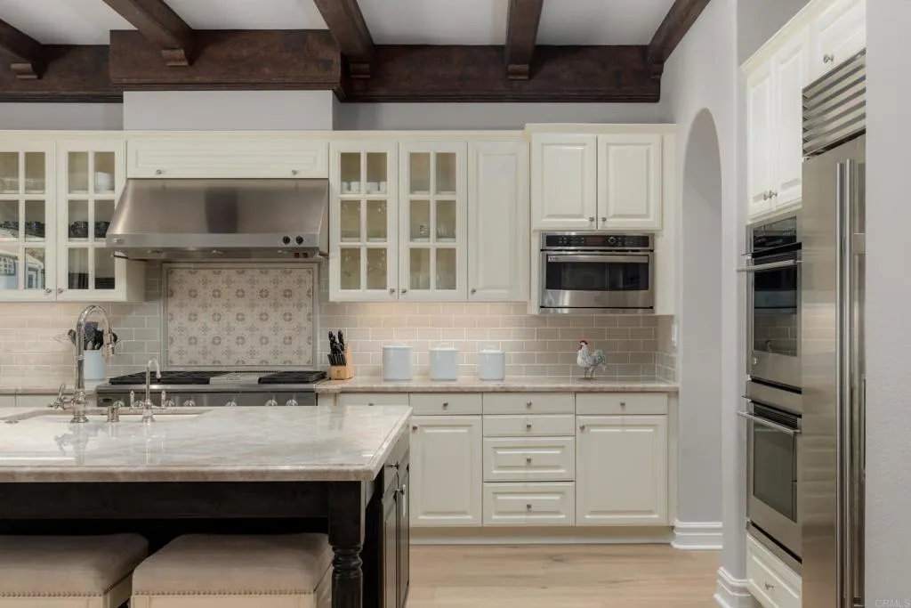 https://cdn.realtyfeed.com/cdn/127/306552260/479c687ec34bd03f61e0157ca7302bed.webp