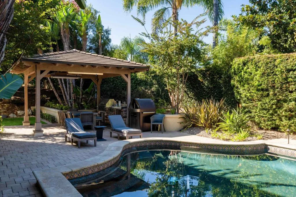 https://cdn.realtyfeed.com/cdn/127/306552260/6097df29be45c5a5fe1f52a10989a0b8.webp