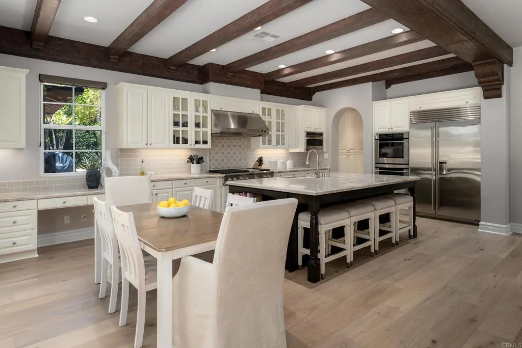 https://cdn.realtyfeed.com/cdn/127/306552260/93db17b3e1cc836c424ccfb44346d892.webp