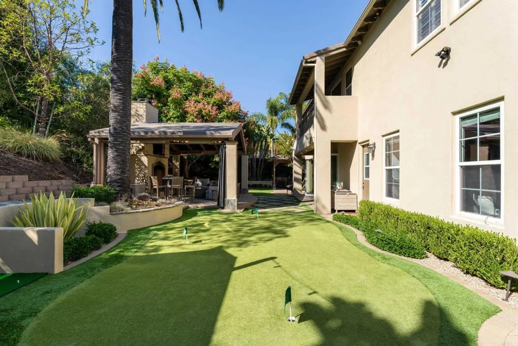 https://cdn.realtyfeed.com/cdn/127/306552260/a3335cc397256fbe438a7e9ccdf9a752.webp