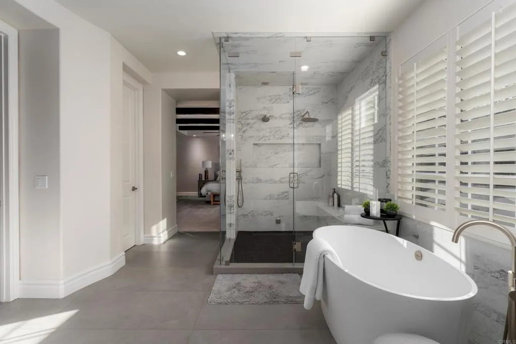 https://cdn.realtyfeed.com/cdn/127/306552260/a367f7d5ed3deed64a10e461b0811c13.webp