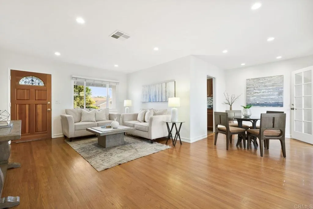 https://cdn.realtyfeed.com/cdn/127/306552278/3a71f5296b6574cf4b29b869f259bf3f.webp