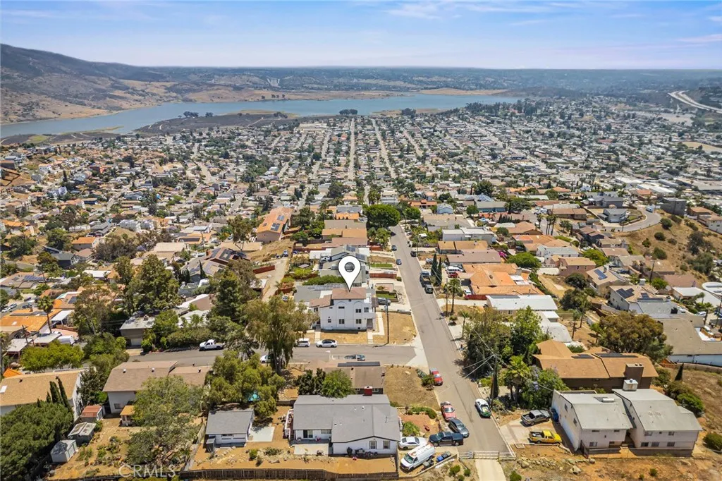 https://cdn.realtyfeed.com/cdn/127/306552401/48c8d4c5ded8bd1bf624b2bb40e75202.webp