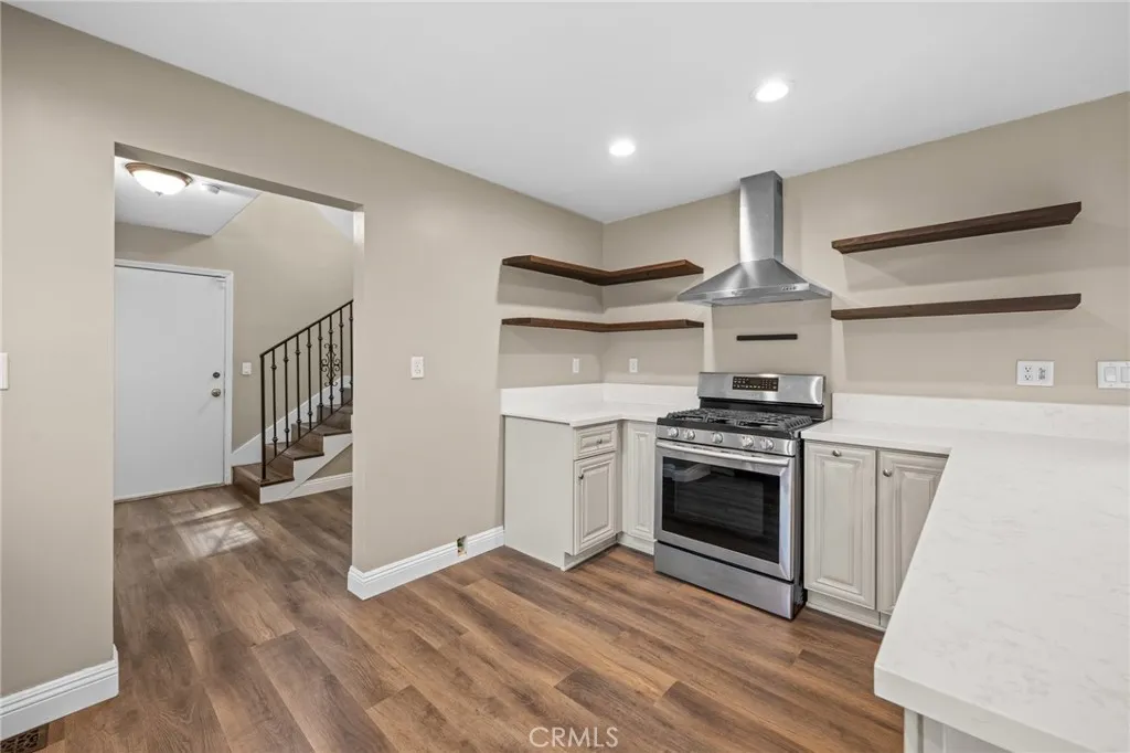 https://cdn.realtyfeed.com/cdn/127/306552401/7c93fd4bf69fe6568b9cd19817e6cf6f.webp