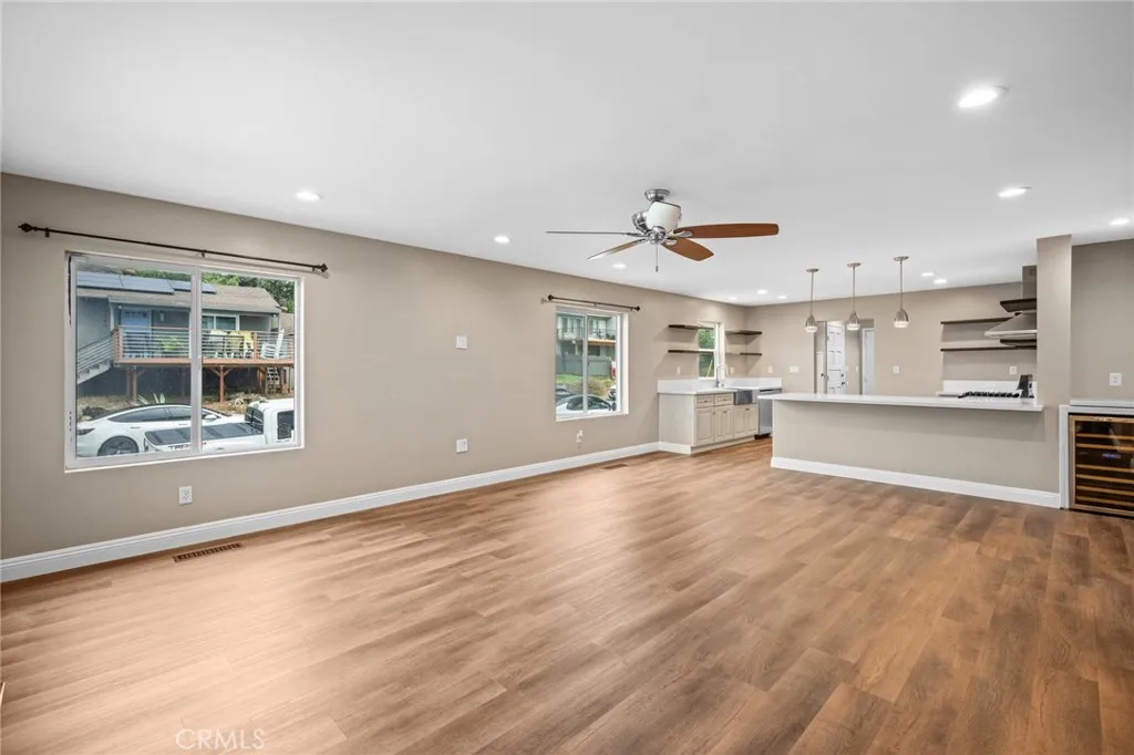 https://cdn.realtyfeed.com/cdn/127/306552401/85a84779fe76a05c55a8ba0590c84f43.webp