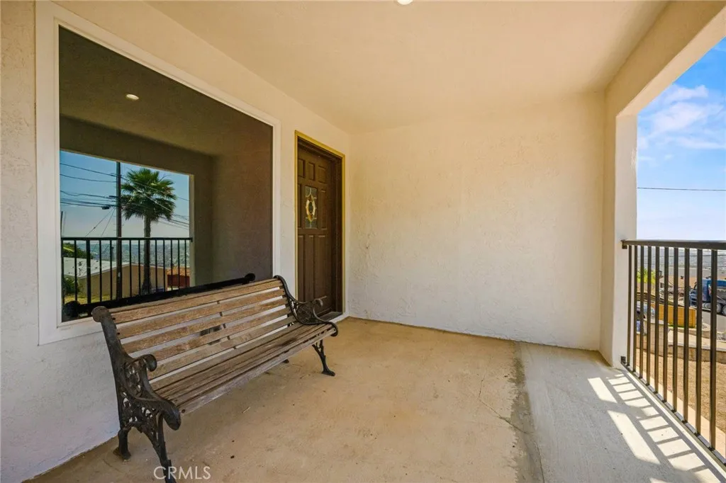 https://cdn.realtyfeed.com/cdn/127/306552401/a34df500c91e23da9e1401637f808a8c.webp
