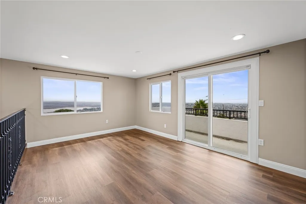 https://cdn.realtyfeed.com/cdn/127/306552401/ab0cd365a1b6e93fee786072e0a88c26.webp