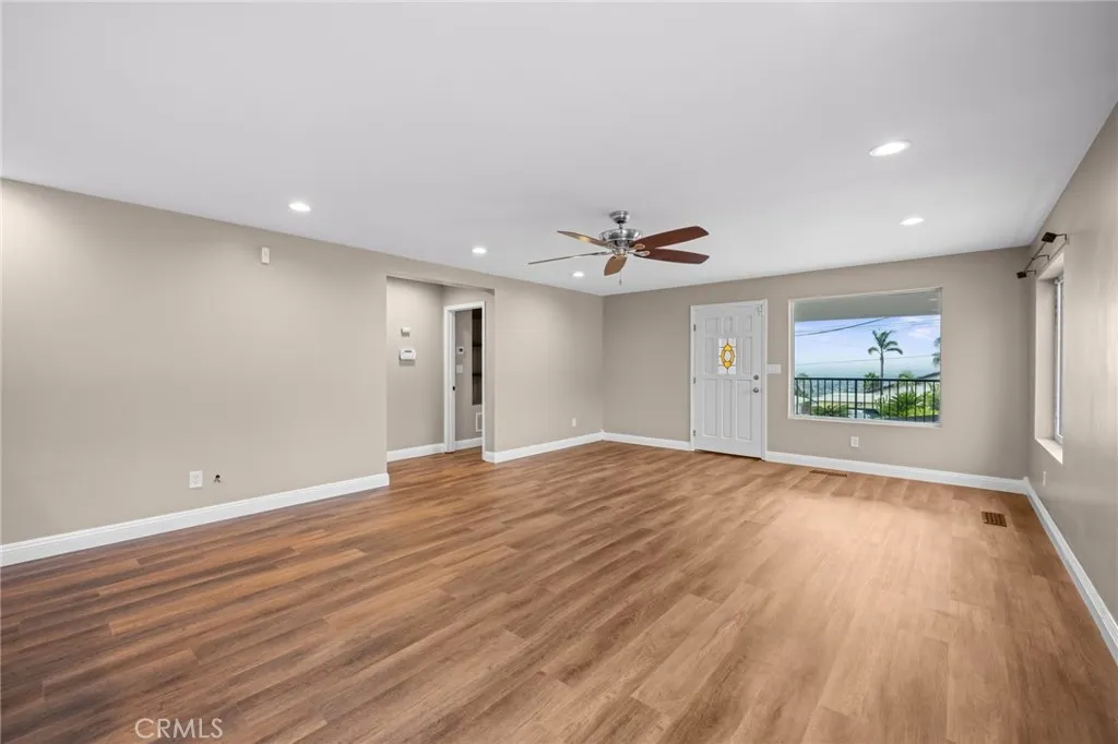 https://cdn.realtyfeed.com/cdn/127/306552401/c0135765cbaa134c48c91ff473172f15.webp