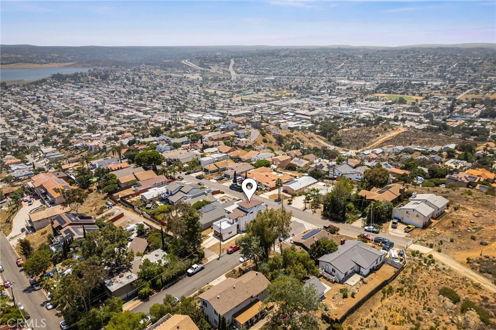 https://cdn.realtyfeed.com/cdn/127/306552401/c9798dceb41b974dfb65035b31865d66.webp
