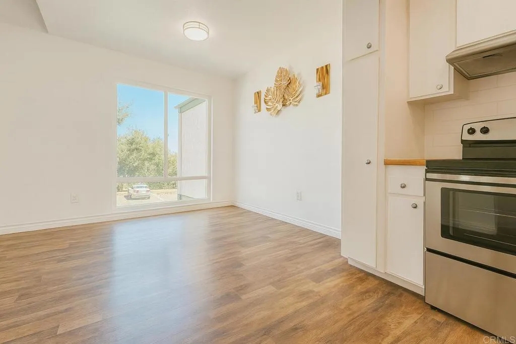 https://cdn.realtyfeed.com/cdn/127/306552422/a63e4495776ee54c268912f6d4a00e29.webp