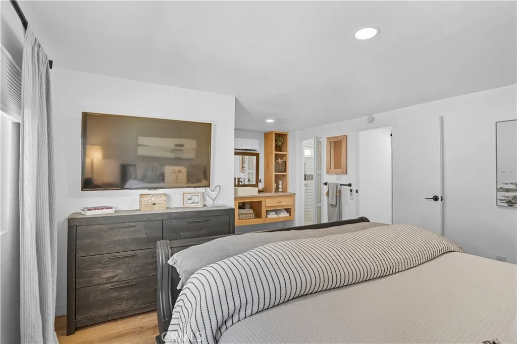 https://cdn.realtyfeed.com/cdn/127/306552549/23e0c36d8792c78b903befa25d17ca74.webp