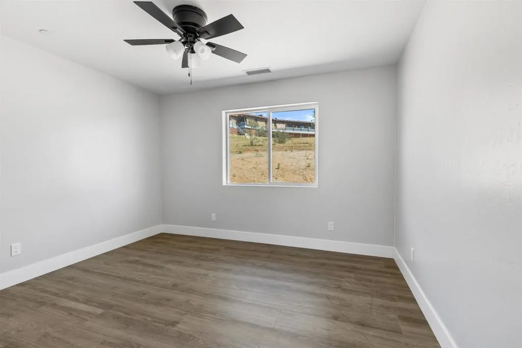 https://cdn.realtyfeed.com/cdn/127/306552550/279ba1d4b8f080cb20d2ce4fde9bf80c.webp