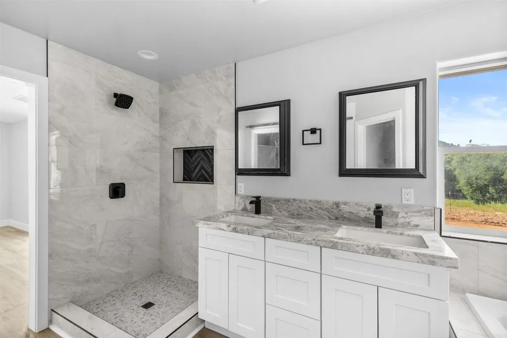 https://cdn.realtyfeed.com/cdn/127/306552550/a5fc16c05951a519463488f6b8a5d27e.webp
