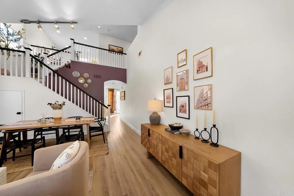 https://cdn.realtyfeed.com/cdn/127/306552566/c3dd150a200c7f11f0f276b6fc79f097.webp