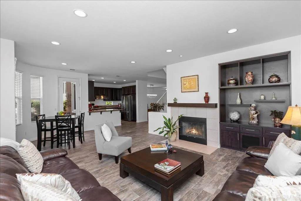 https://cdn.realtyfeed.com/cdn/127/306552597/01f5091938c611d4a4a72c0f74fc14c0.webp