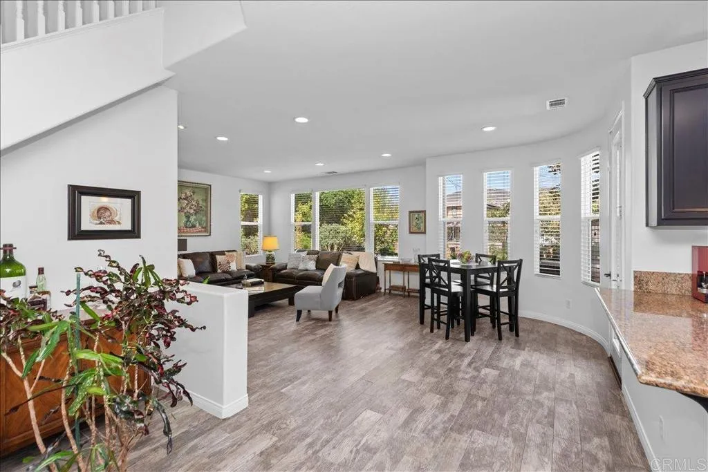 https://cdn.realtyfeed.com/cdn/127/306552597/36501edd6a3758b2c2c13f4fedd8e940.webp