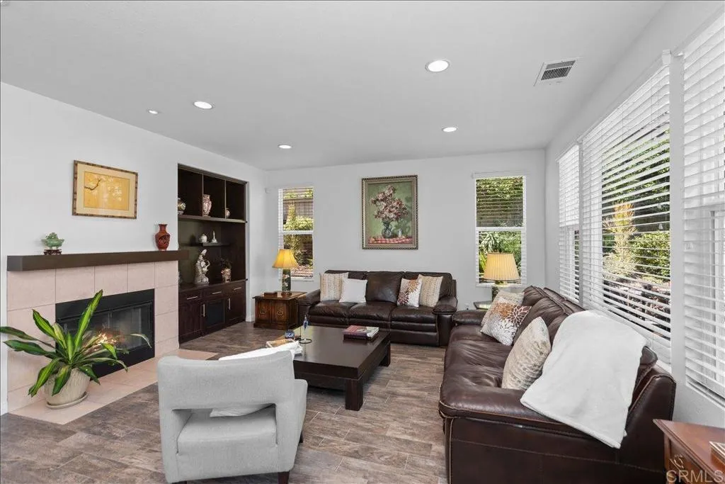 https://cdn.realtyfeed.com/cdn/127/306552597/bdd006c5ff085d91fc5cb315b0bfcd0a.webp