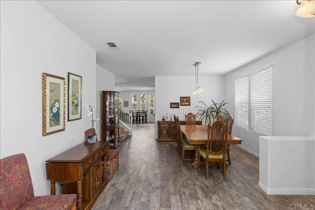https://cdn.realtyfeed.com/cdn/127/306552597/c7a6072d3be6f7a4cca909a04a2fd511.webp