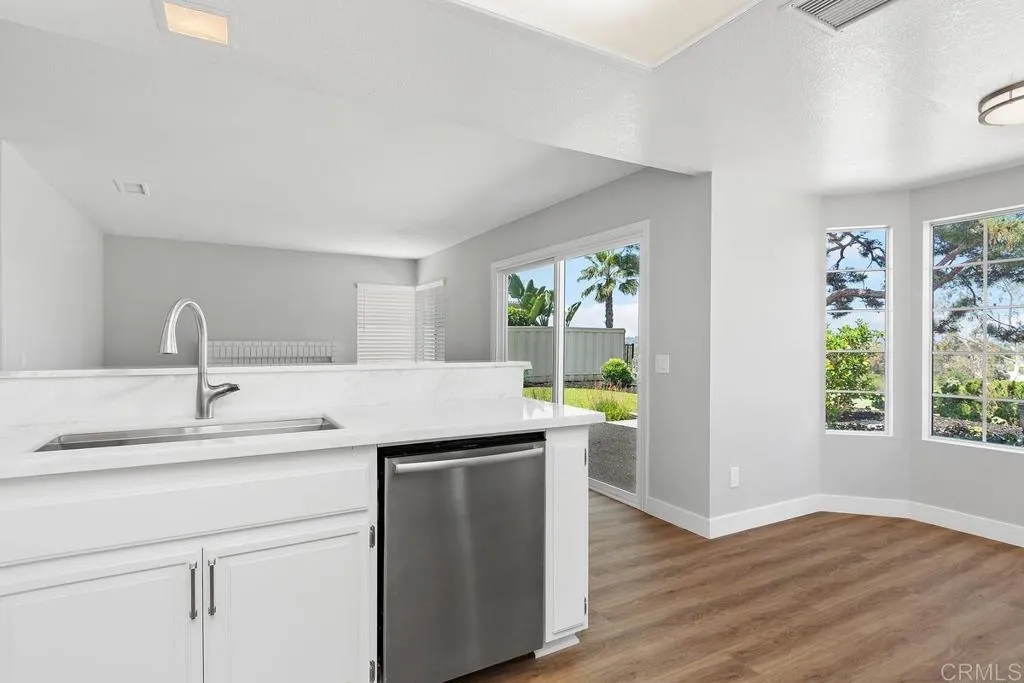 https://cdn.realtyfeed.com/cdn/127/306552640/7c03a73d61b425f5a73c7b3b7cc4de23.webp