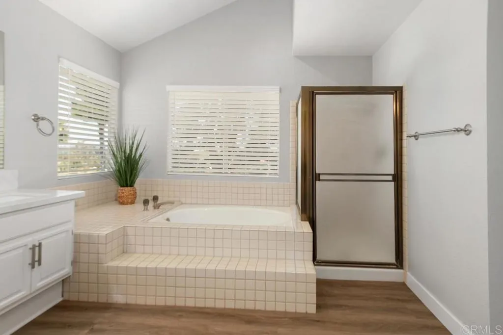 https://cdn.realtyfeed.com/cdn/127/306552640/b82937244dacc0959cf436156788ed14.webp