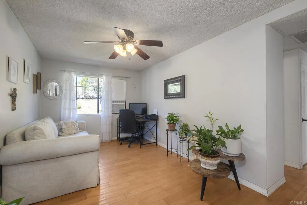 https://cdn.realtyfeed.com/cdn/127/306552650/949da07766869e732eef8c1cfe47455d.webp