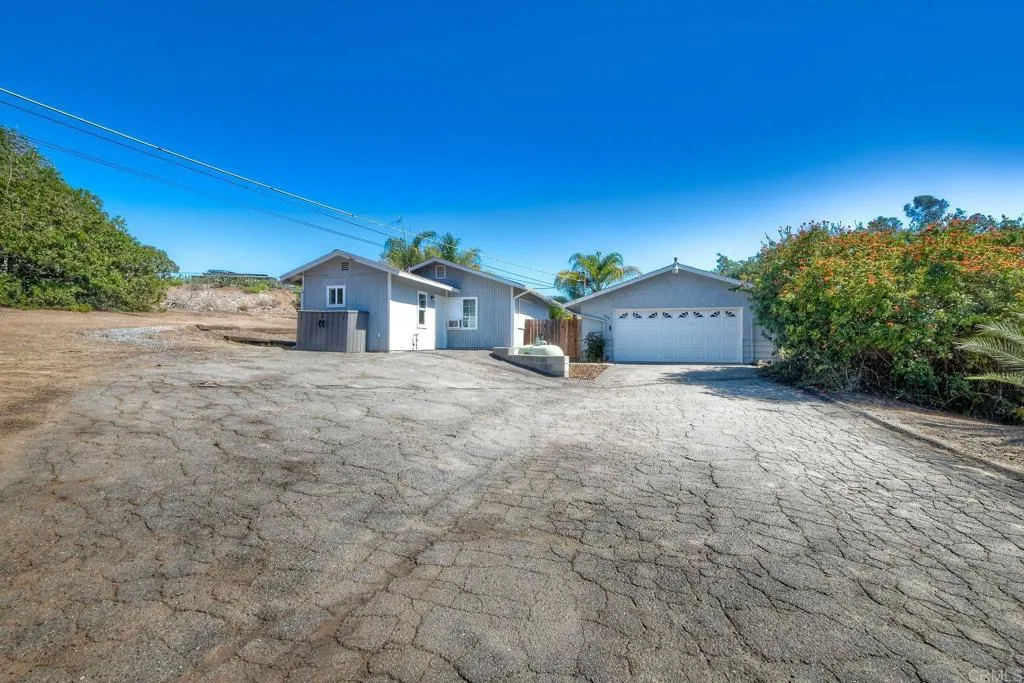 https://cdn.realtyfeed.com/cdn/127/306552650/deb40b78b1bdea3b96b1fd7da37f0f45.webp