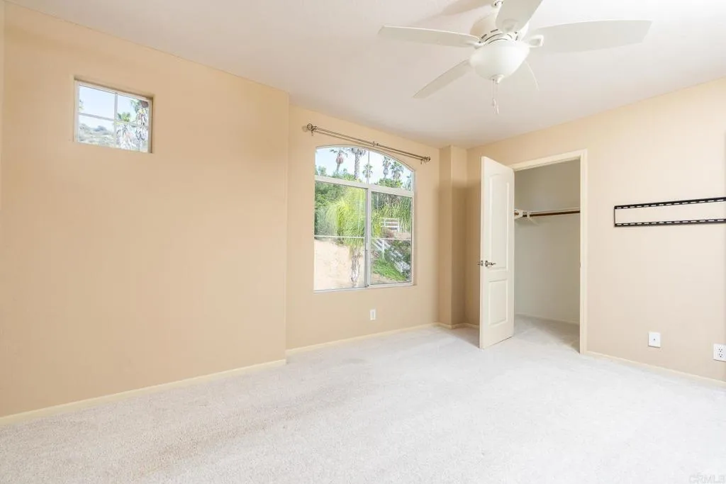 https://cdn.realtyfeed.com/cdn/127/306552651/38c558db269b1854b65b63234a7f3610.webp