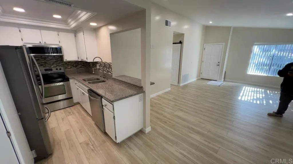 https://cdn.realtyfeed.com/cdn/127/306552680/6525e2a22f40c8b55a940728a54b6f17.webp