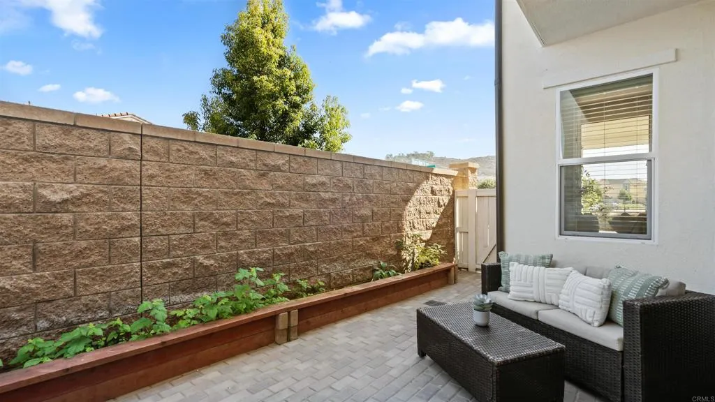 https://cdn.realtyfeed.com/cdn/127/306552720/00bbe96cea54efe3a964d50c616e6558.webp