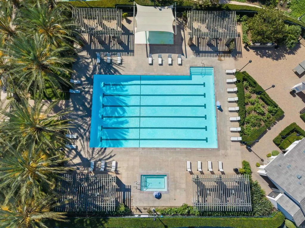 https://cdn.realtyfeed.com/cdn/127/306552720/476006b1f14742556f1c6223b086ce7e.webp