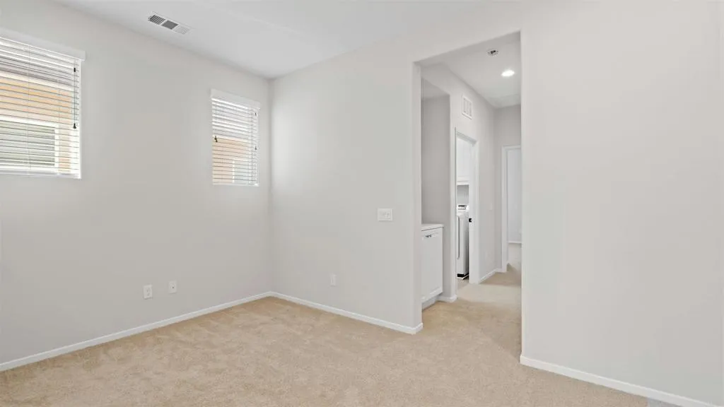 https://cdn.realtyfeed.com/cdn/127/306552720/66bbcc45a370043fbc1edb8c89464498.webp