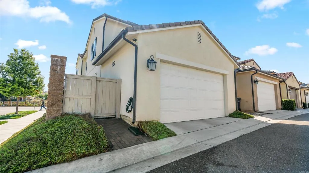 https://cdn.realtyfeed.com/cdn/127/306552720/92accad1ac4af79a3306c4d17d73f7e3.webp