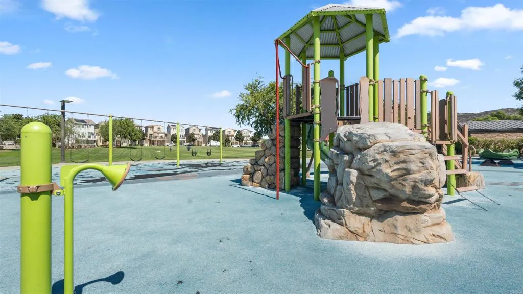 https://cdn.realtyfeed.com/cdn/127/306552720/a0d0513d1944b13b6acf6b9b929ee626.webp