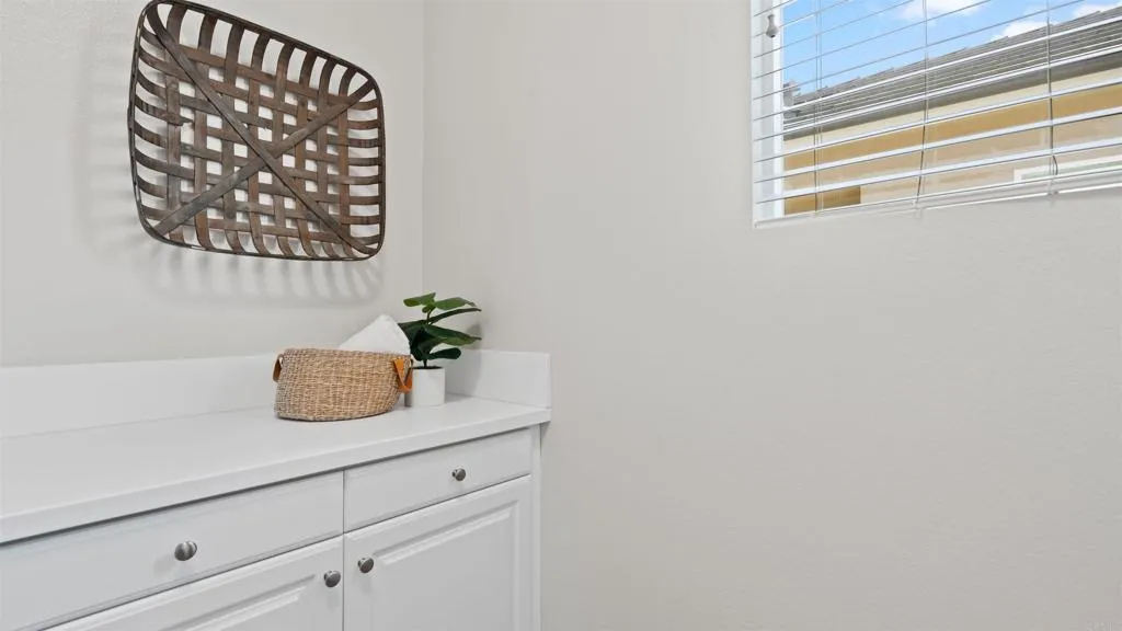 https://cdn.realtyfeed.com/cdn/127/306552720/c9454fb8e8f4fb09c38adfaae1ef0ea1.webp