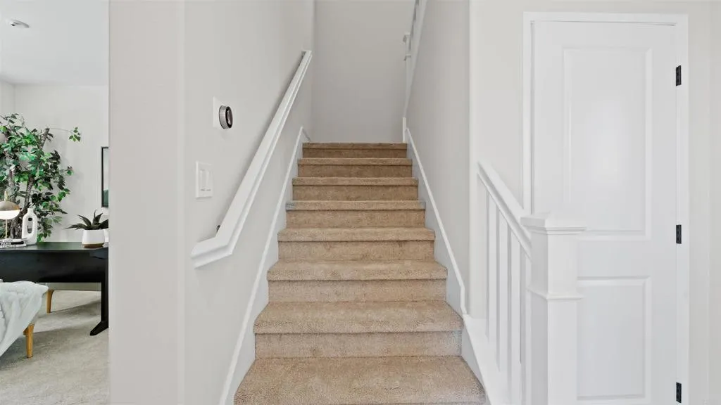 https://cdn.realtyfeed.com/cdn/127/306552720/d759f7d84e81dd6b66fc1b8e8e83cb36.webp