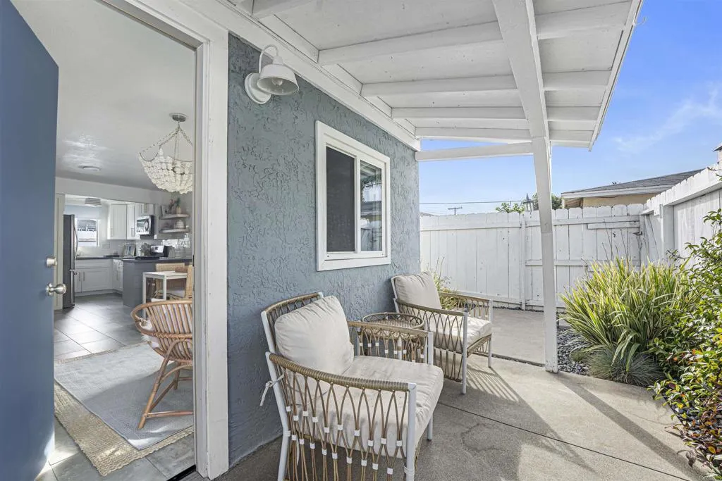 https://cdn.realtyfeed.com/cdn/127/306552726/3da9271f5a4d8247a6ba35a336cc7598.webp