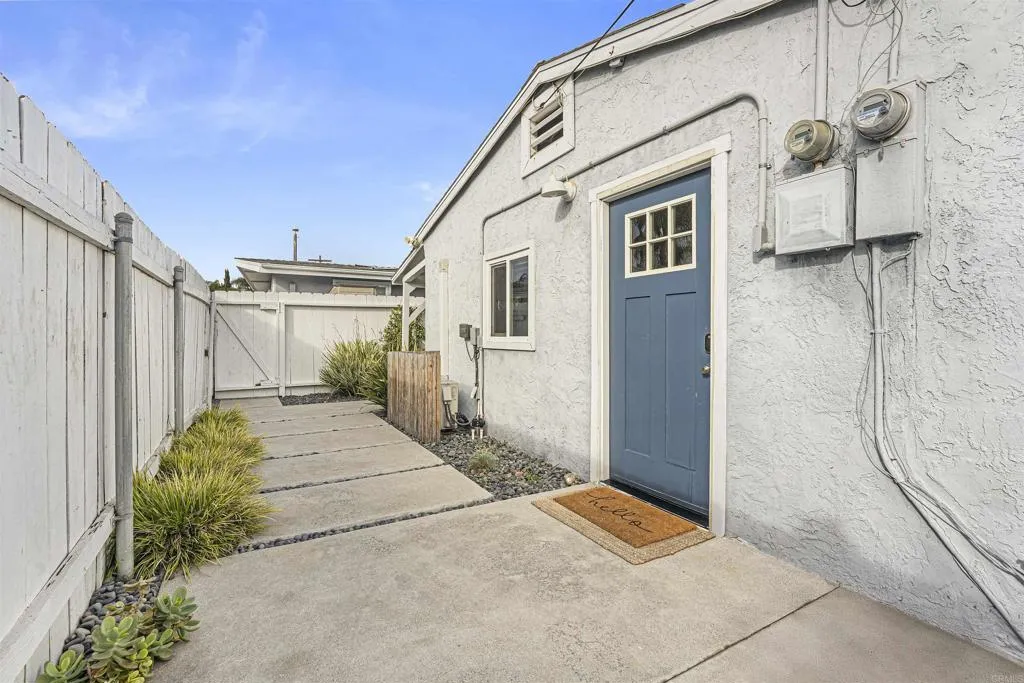 https://cdn.realtyfeed.com/cdn/127/306552726/64c657ee09ceae62ff2d98396c374d2f.webp